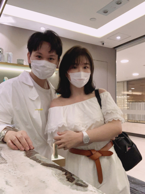 琴日第一次搵KEYVIN整頭髮.本身我嘅頭髮又多又硬,我不會求其搵其他人髮型師剪頭髮,所以我上網搵咗好耐,睇到網上好多人話keyvin好細心、技術好好。點知道原來係真架...keyvin真係好細心、好有耐性😊辛苦晒keyvin,我好滿意。ありがとうございました😊