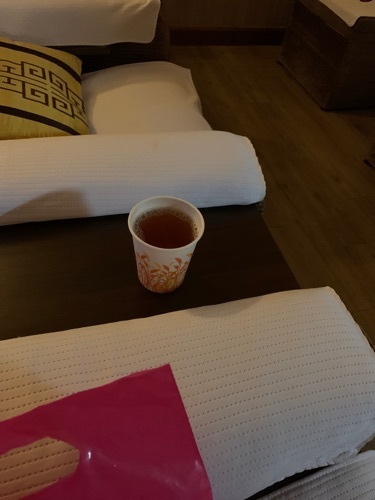 老闆娘好好人 按完比係喺到飲茶慢慢坐
試左個按身按腳90分鐘 好夠力好到位 個膊頭同腰都鬆晒 環境夠大又乾淨 整體上都好好☺️