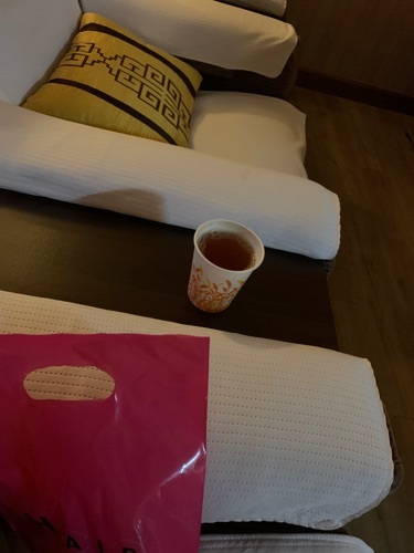 老闆娘好好人 按完比係喺到飲酒慢慢坐
試左個按身按腳90分鐘 好夠力好到位 個膊頭同腰都鬆晒 環境夠大又乾淨 整體上都好好☺️