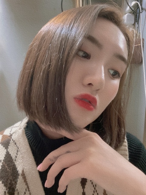 服務好👌🏻特別係幫我剪頭髮嘅髮型師KK溝通得嘅好,剪出來都係我中意嘅feel,仲教我點樣吹頭發,下次揾KK一定要問佢合影😊,多謝KK啦!