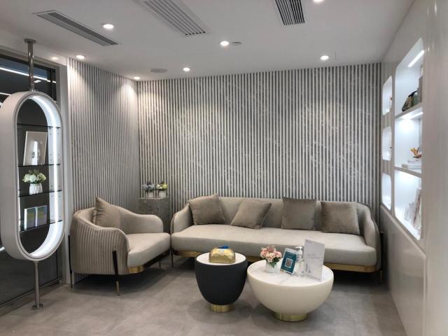 佢地已經搬走了,新地址係:
尖沙咀美麗華廣場19樓,鋪頭又靚又大,仲增加左好多新儀器。還有好多新客體驗活動。