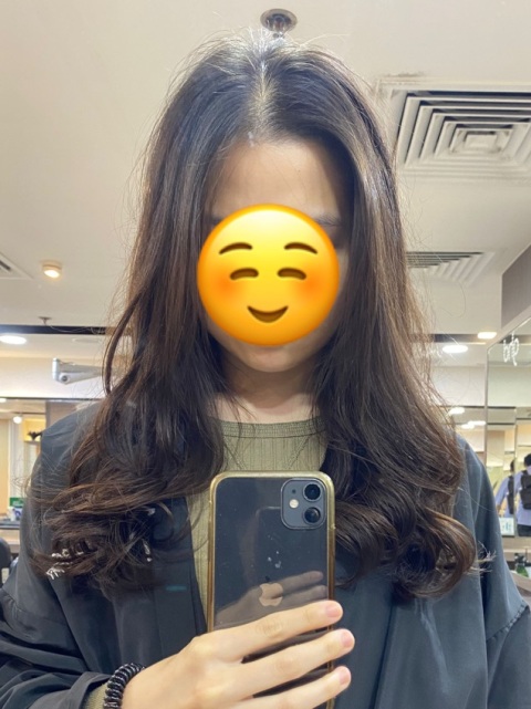 Kim電髮剪髮都好細心,會按臉型、髮質幫你整靚個頭,過程中都親力親為,好少見髮型師電髮三個鐘每個步驟都落手做~ 效果好自然好滿意!