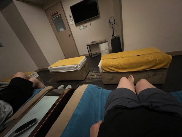 好特別嘅享,尤其是泰式洗頭!瞓喺度俾人洗耳,洗頭,幾特別⋯⋯喺香港好少見!
香薰推油同埋粥底按摩其實135分鐘(真係唔夠)