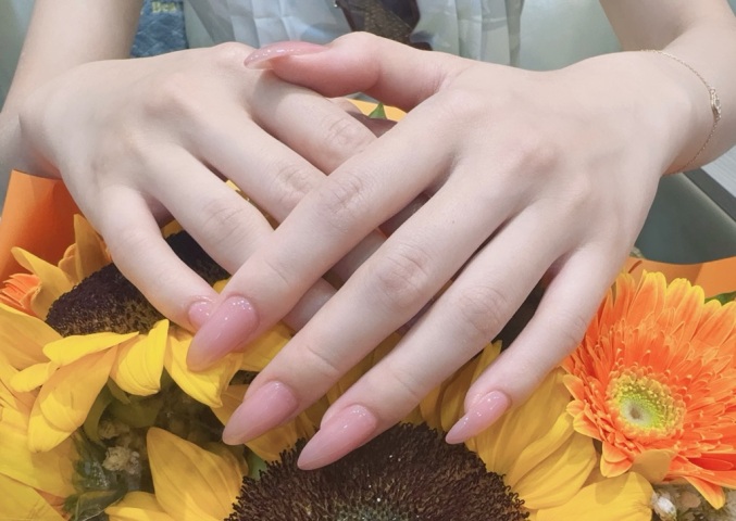 環境舒適,乾淨,美甲美師很專業,性價比高,以後就鎖定這家