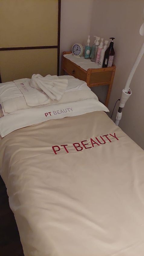 美容師好細心,而且好舒服,做完嘅效果十分滿意🫶好有水準的美容院👍