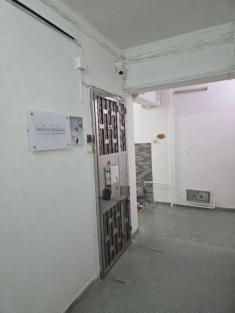 位於銅鑼灣中心地帶的一間樓上泰式按摩小店，環境十分舒適，有獨立房間，私隱度高。
由資深泰籍技師為你服務，手法純熟到位，能消除疲勞。值得推薦👍🏻