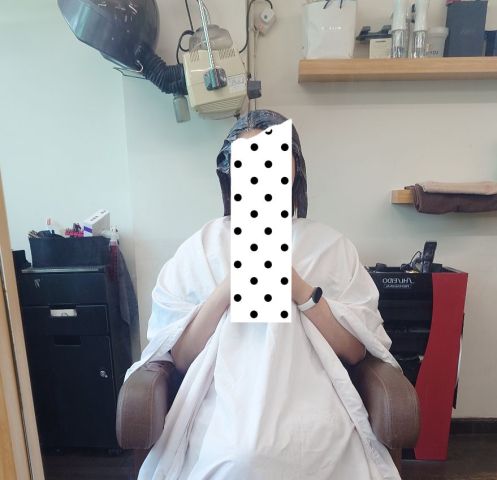 上次搵Billy染髮今次再返嚟搵佢做直療,非常細心照顧客人需要,頭髮分區都好仔細,做出嚟效果好好！