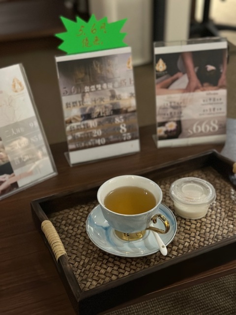 隨機揀咗呢間試下，估唔到比起之前試過嘅大品牌連鎖店或者高級酒店按摩好好多。按摩師全程110分鐘都無停過，好落力，按完之後右手出現咗幾個月嘅麻痺感無咗，好勁！環境乾淨，全部Staff都好nice，按完有茶點，零hard sell，無人會走埋黎。希望小店有更多人認識，下次會帶埋朋友黎！
