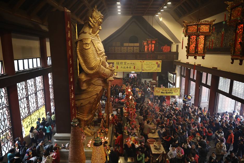 The Chinese New Year Places: Pray for well-being @ Che Kung Temple, Sha Tin 