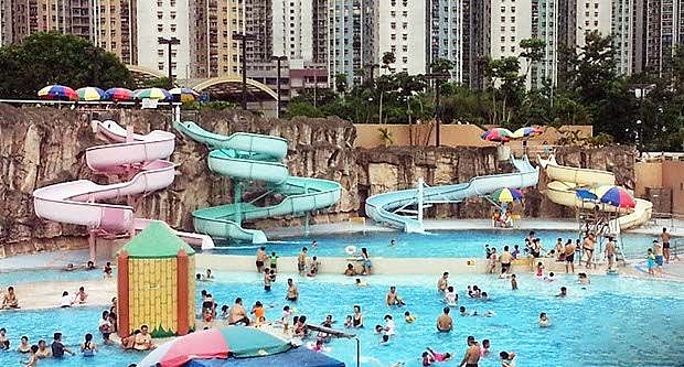 Water Slide@ Hong Kong Public Pool