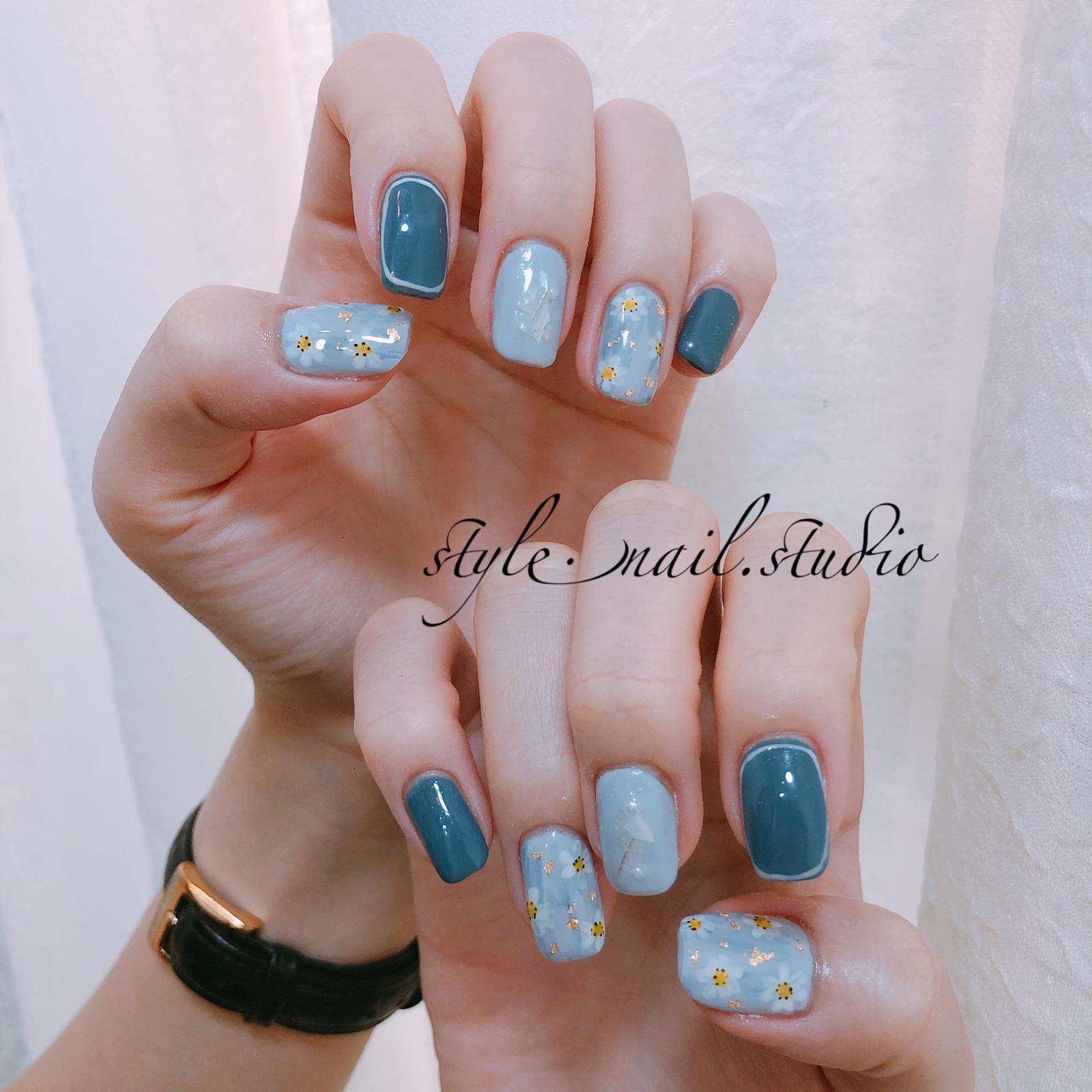 Nail in Style