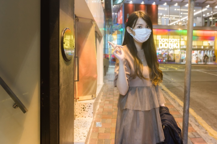 位於中環DONKI對面