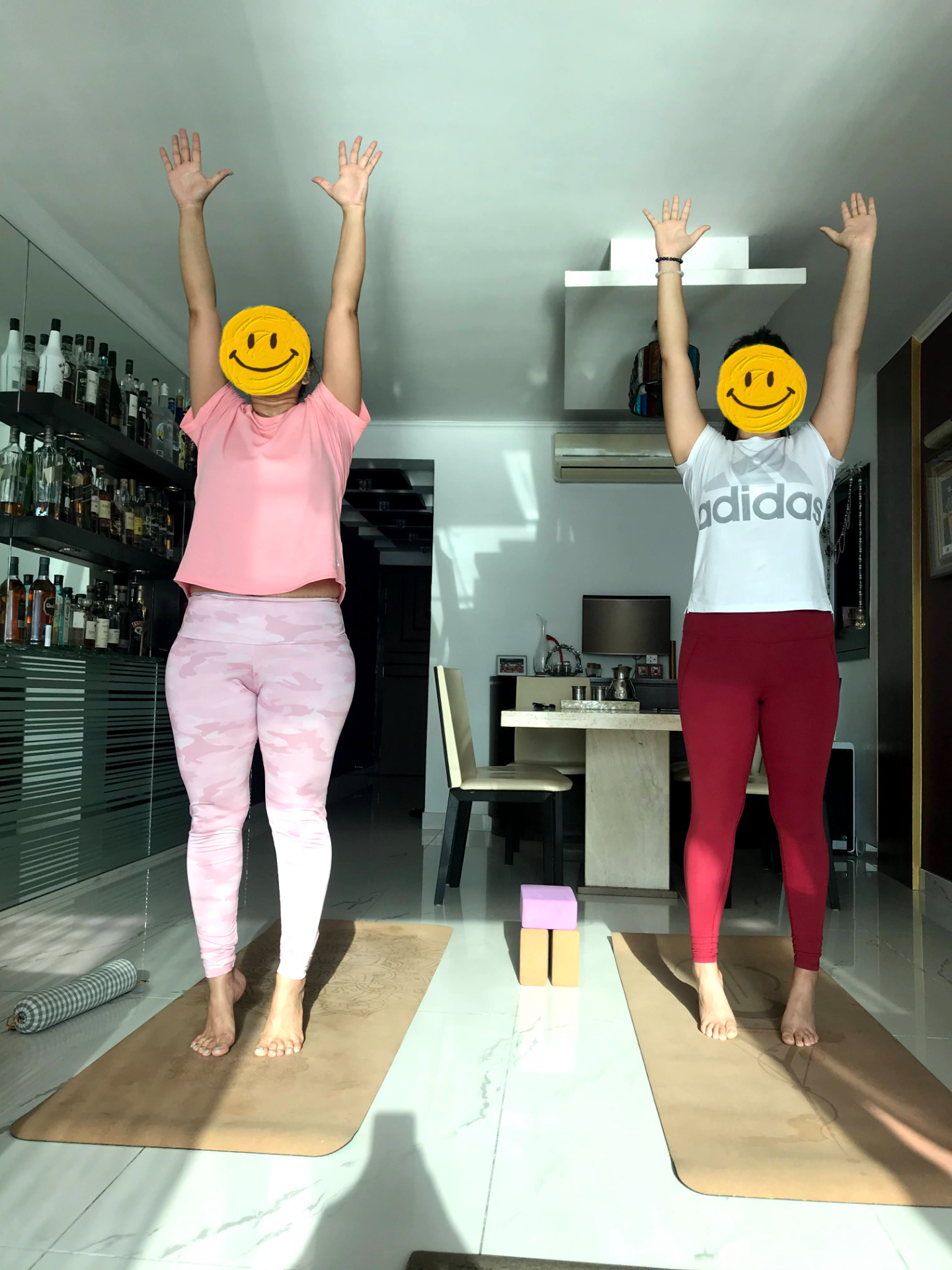 Mother and  daughter hatha yoga session ! 