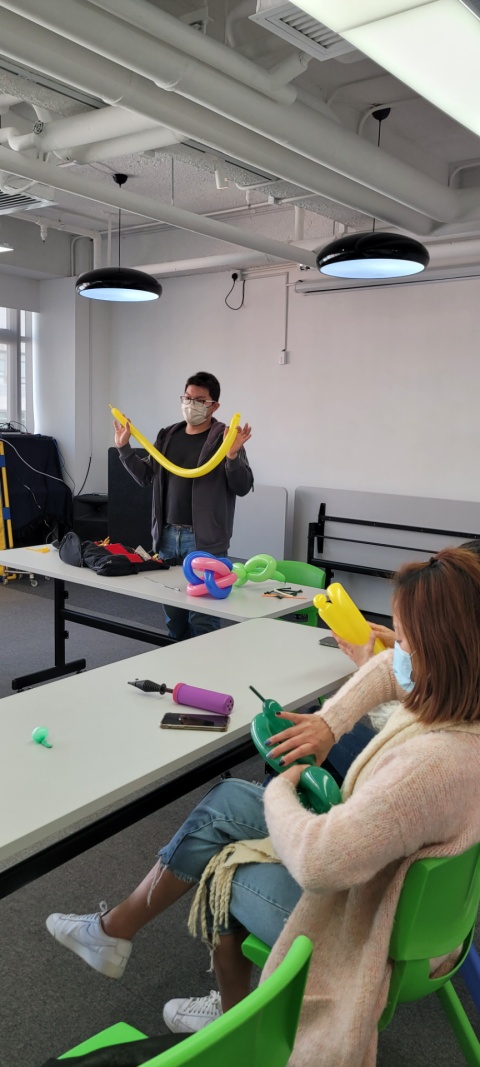 成人扭氣球課程
Adult Balloon Course