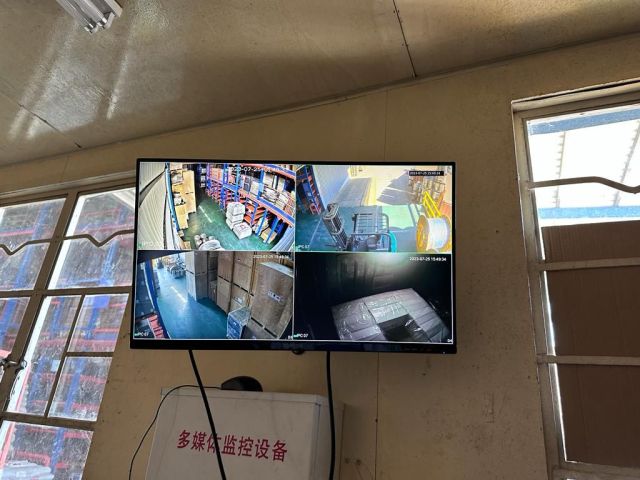 倉庫 閉路電視