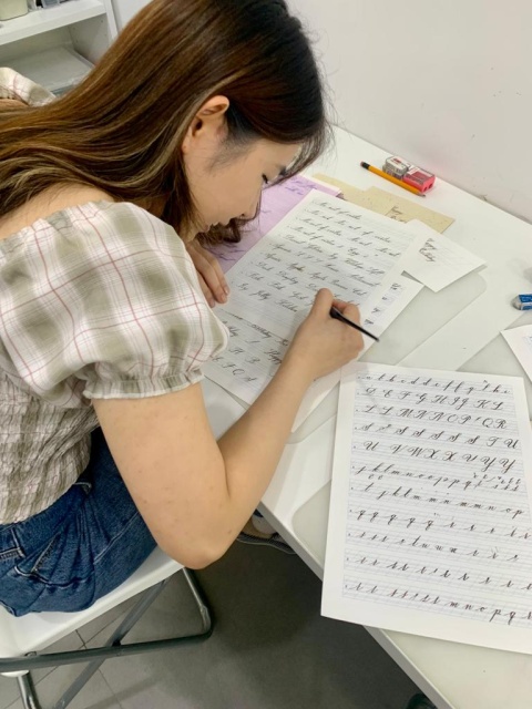 沾水筆西洋書法班上課情況@荔枝角畫室