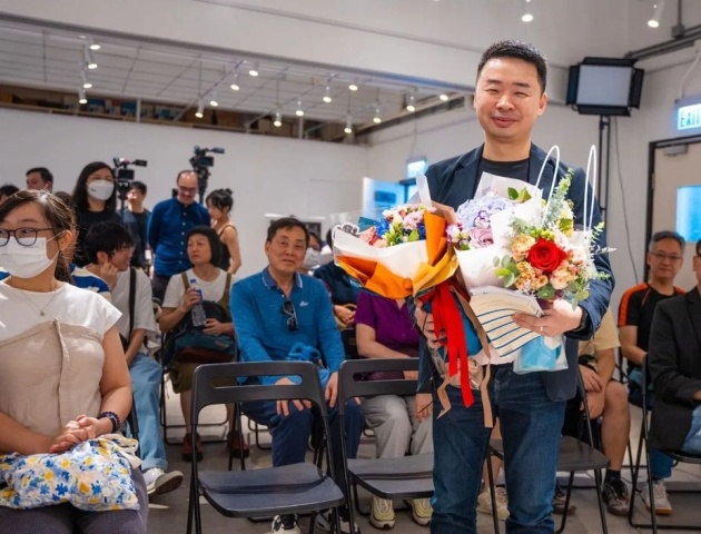 客人返圖