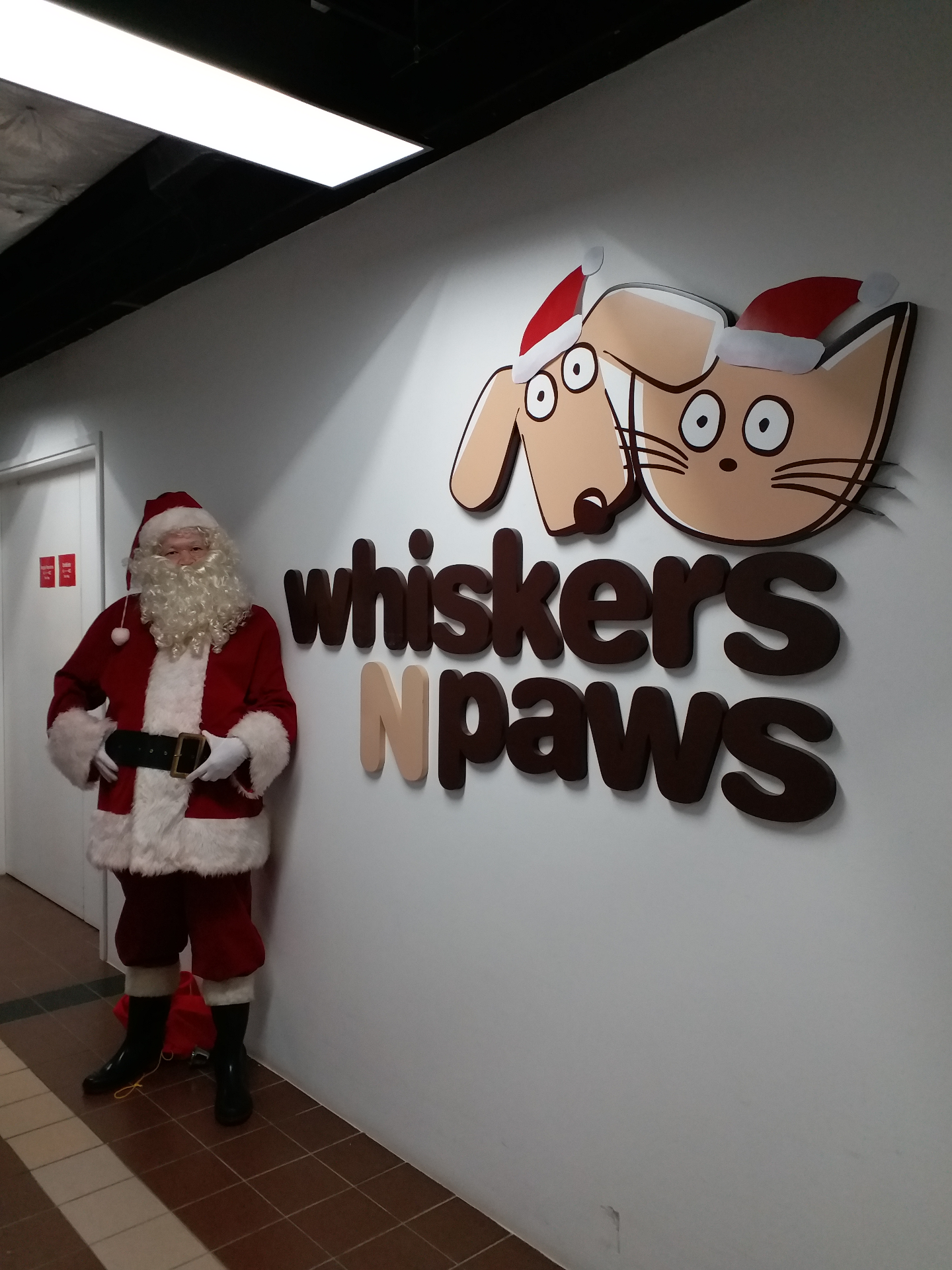 客戶: Whiskers N Paws