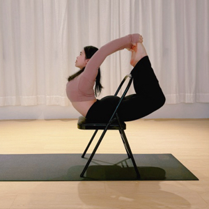 Tiffany yoga